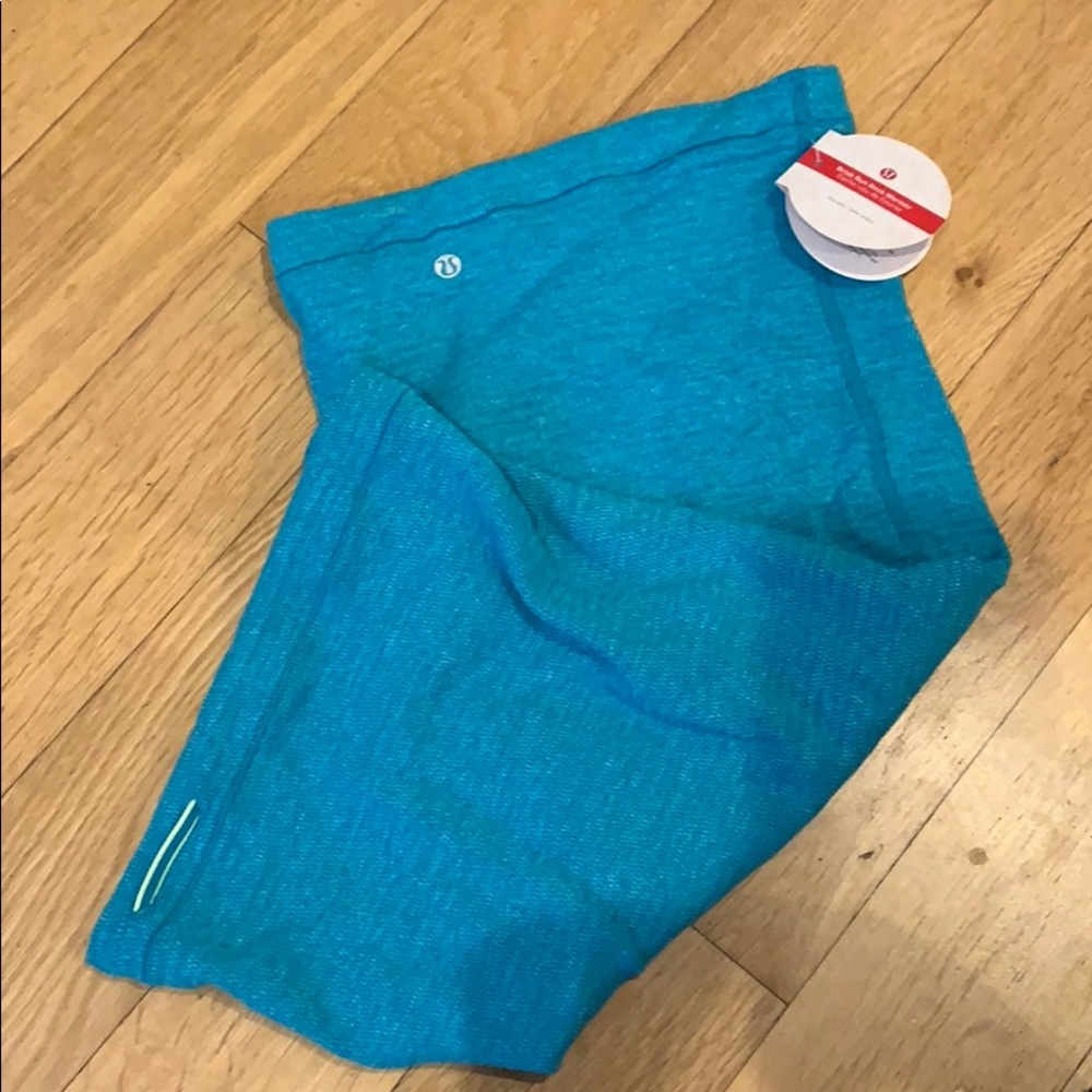 Lululemon neck warmer